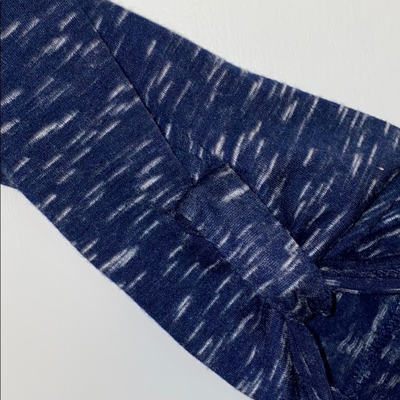 Two fabric blouse says XL more Ike Large - Picture 3 of 3